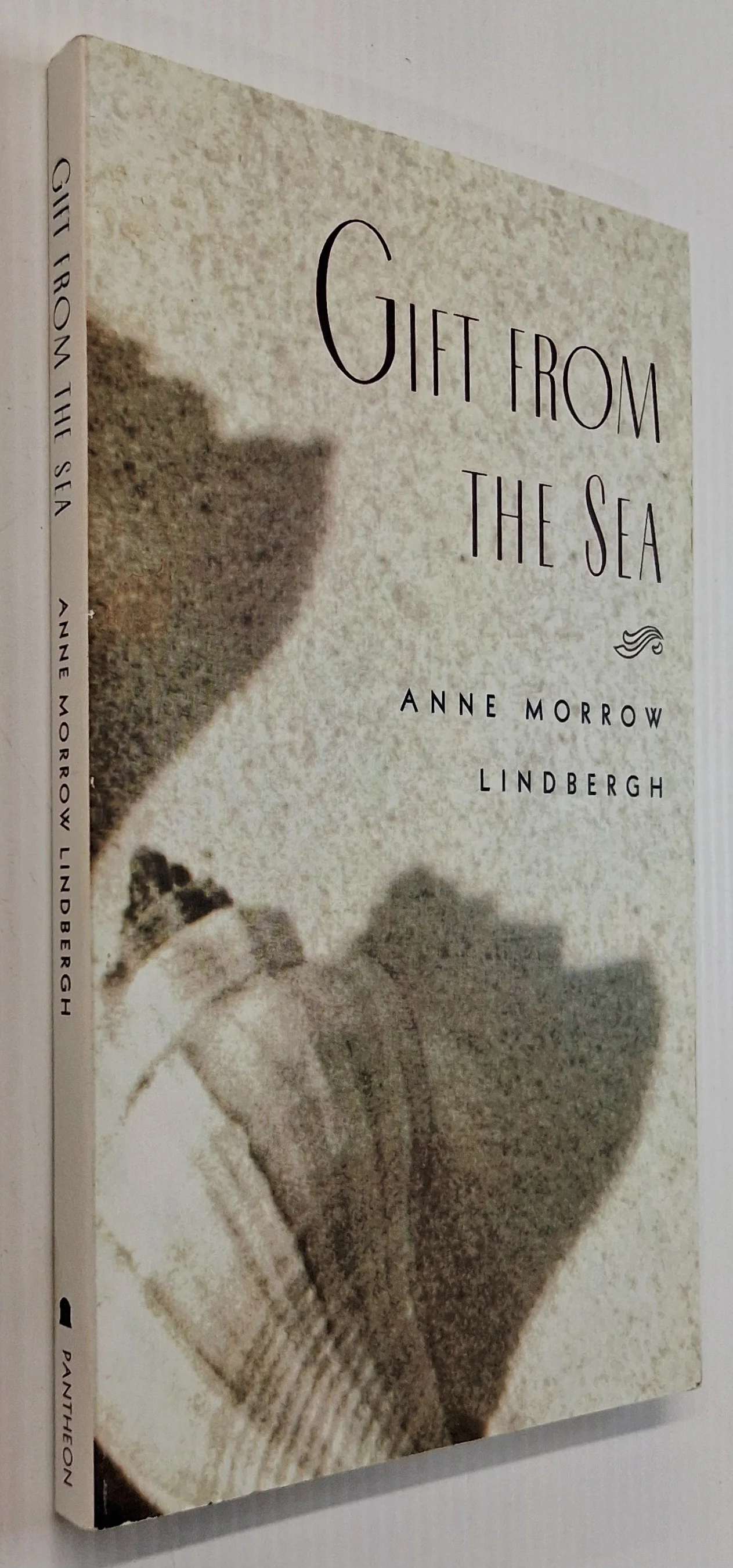 GIFT FROM THE SEA - Anne Morrow Lindbergh - Image 6