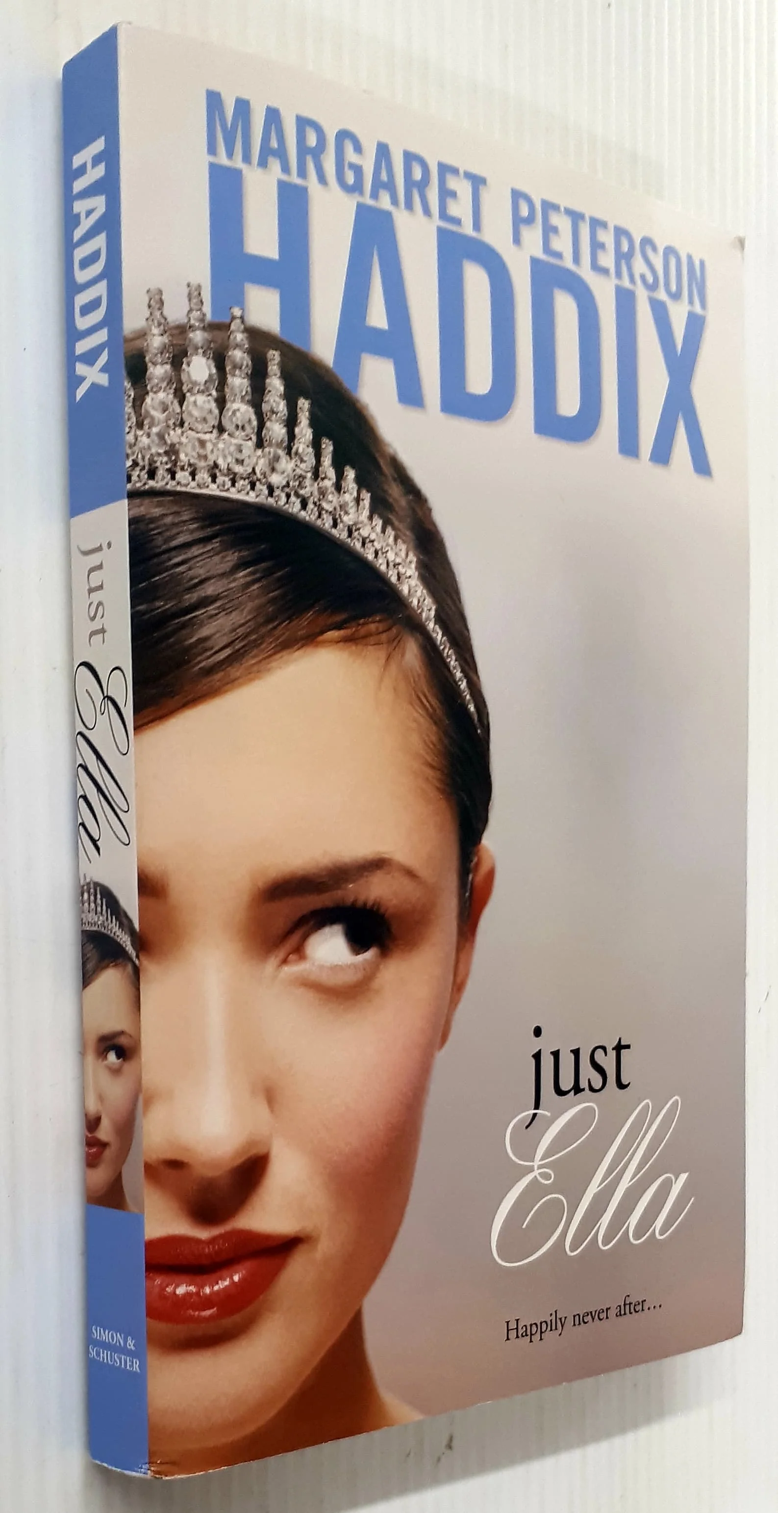 JUST ELLA - Margaret Peterson Haddix - Image 4